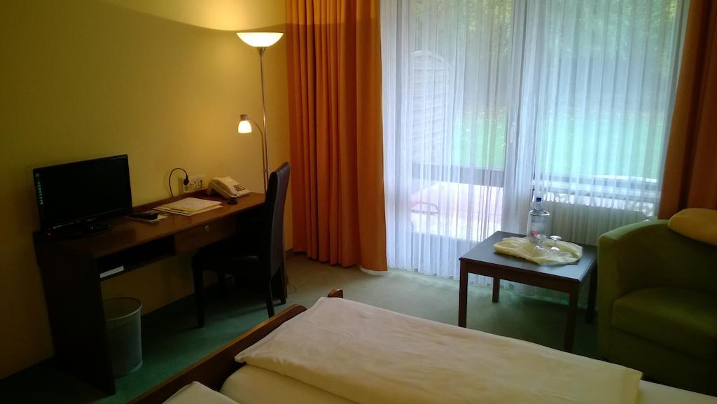 Landhotel Vierjahreszeiten Bad Königshofen im Grabfeld Camera foto